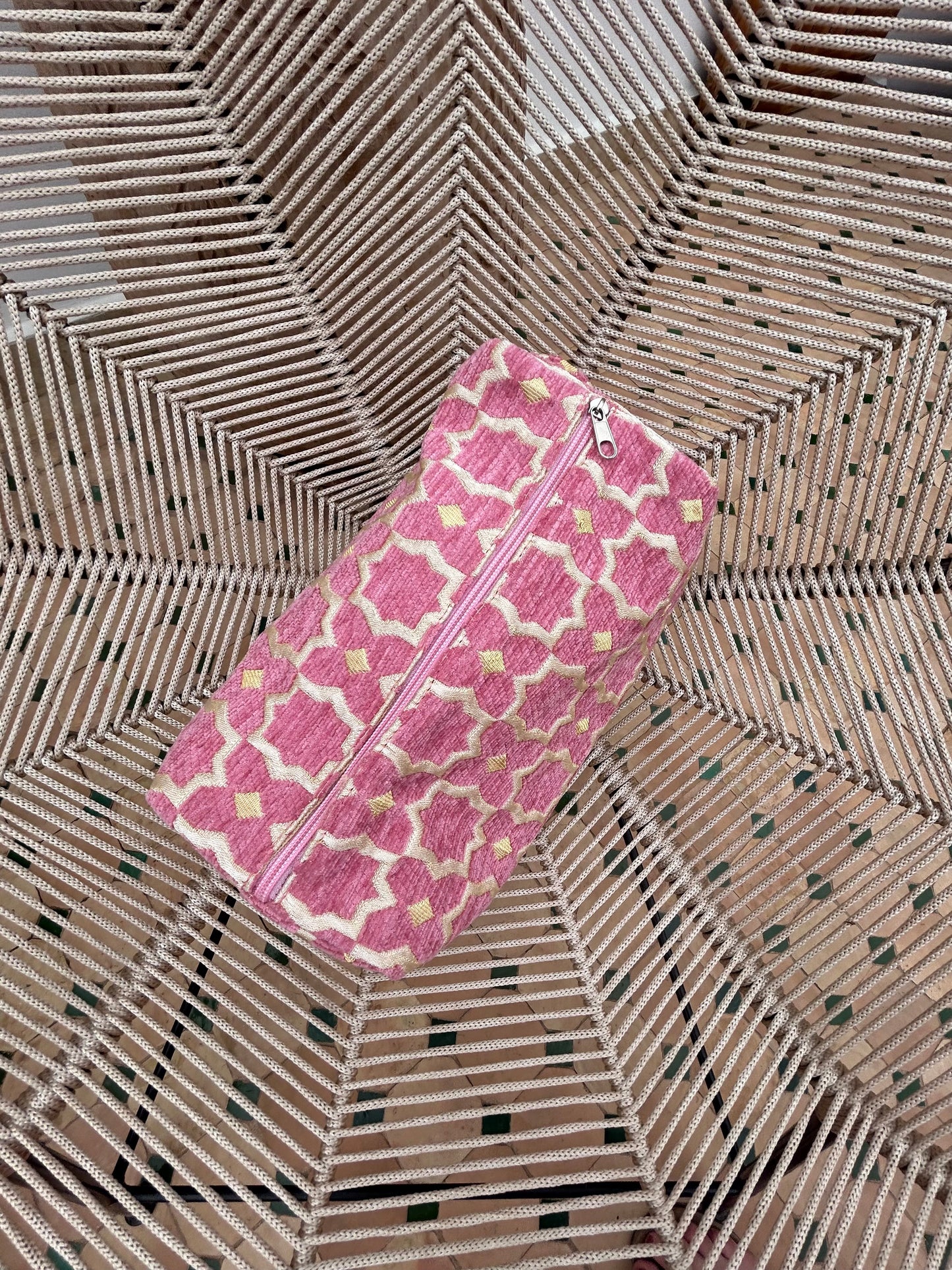 Toilettas met handvat Nyla gouddraad roze