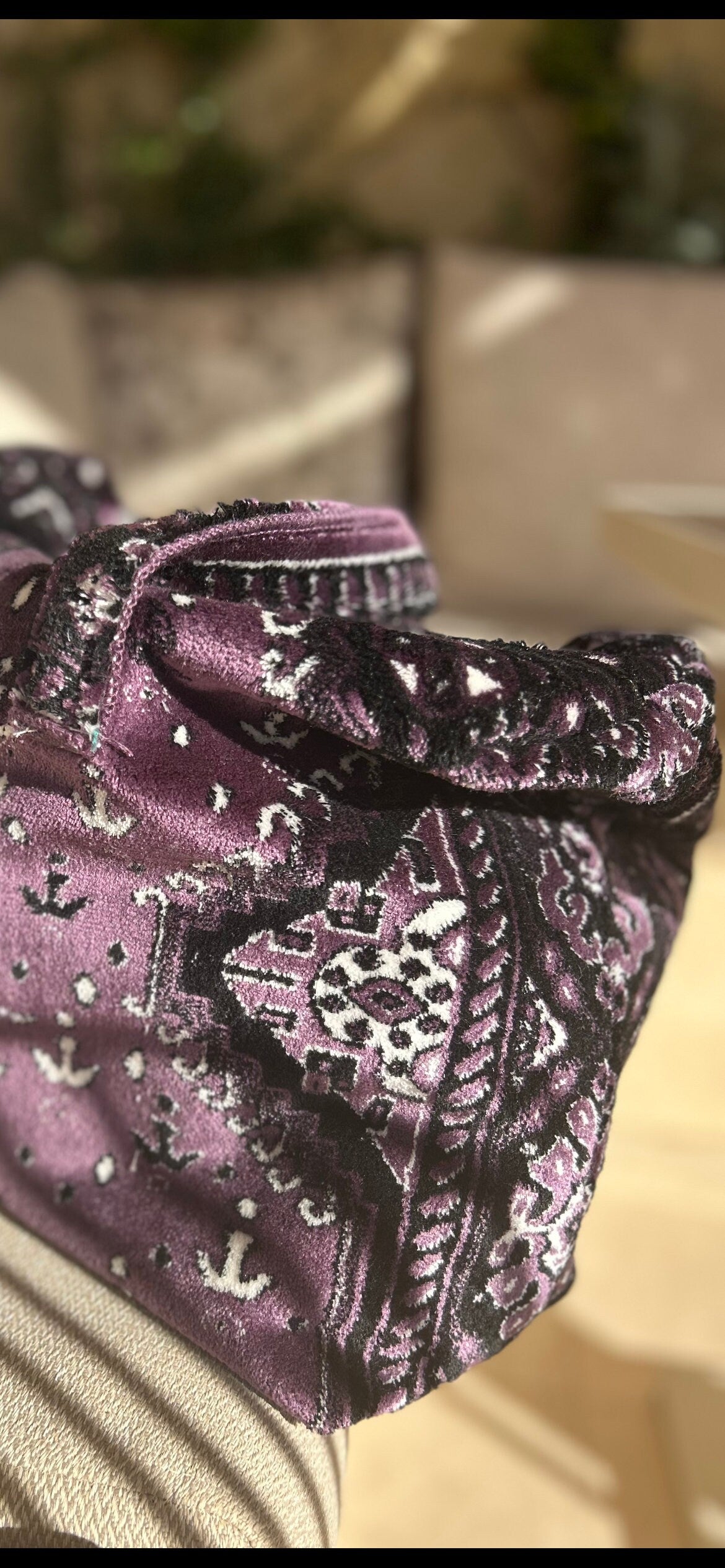 Bag made of carpet fabric with zipper, turquoise