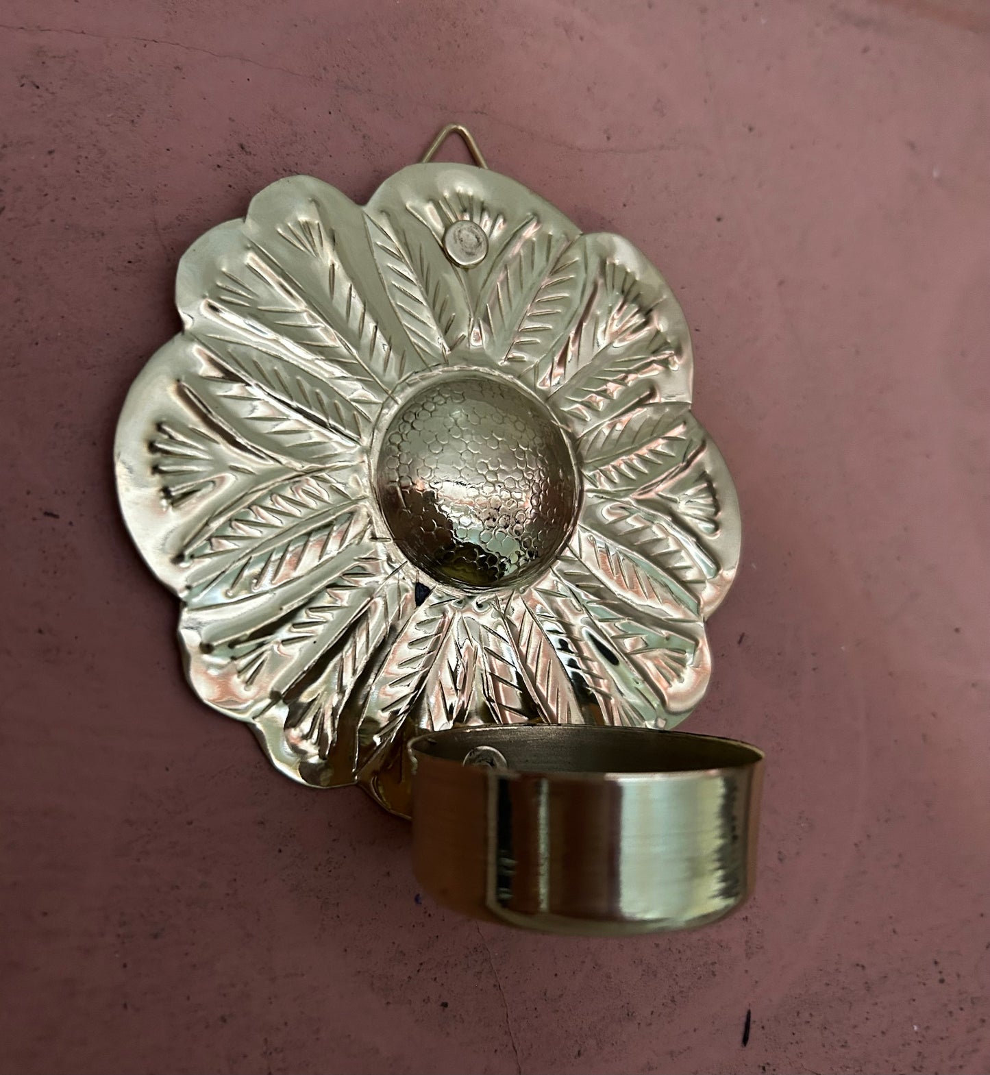 Brass tea light holder for the wall Daisy
