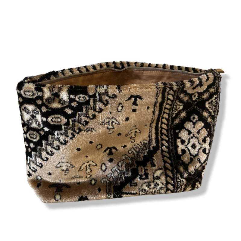 Toiletry bag made of unique soft carpet fabric